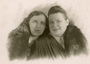 Название: 7 Софья и Ольга.jpg
Просмотров: 1923

Размер: 33.4 Кб
