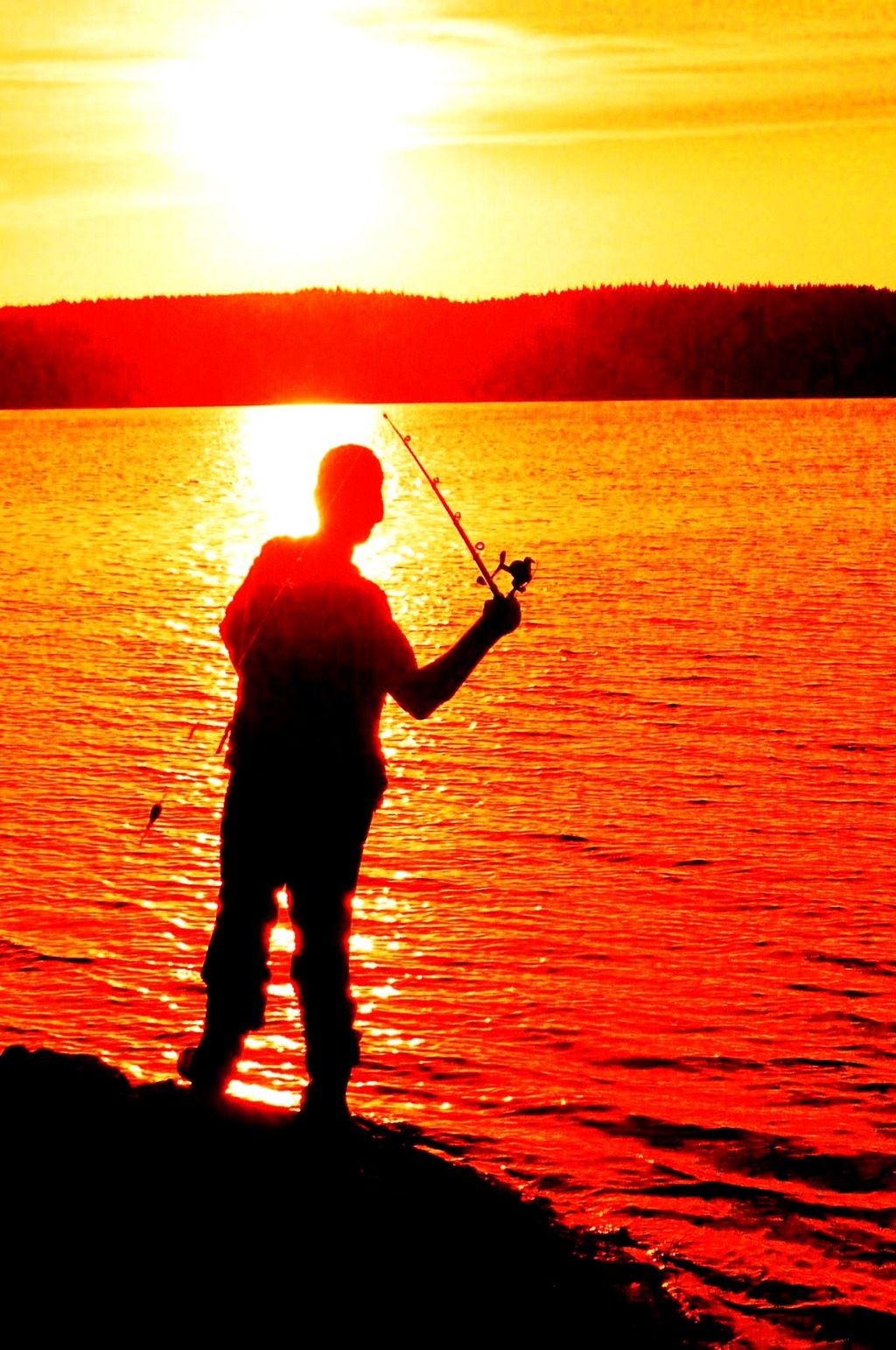 Название: рыбалка на закате.JPG
Просмотров: 1987

Размер: 253.8 Кб